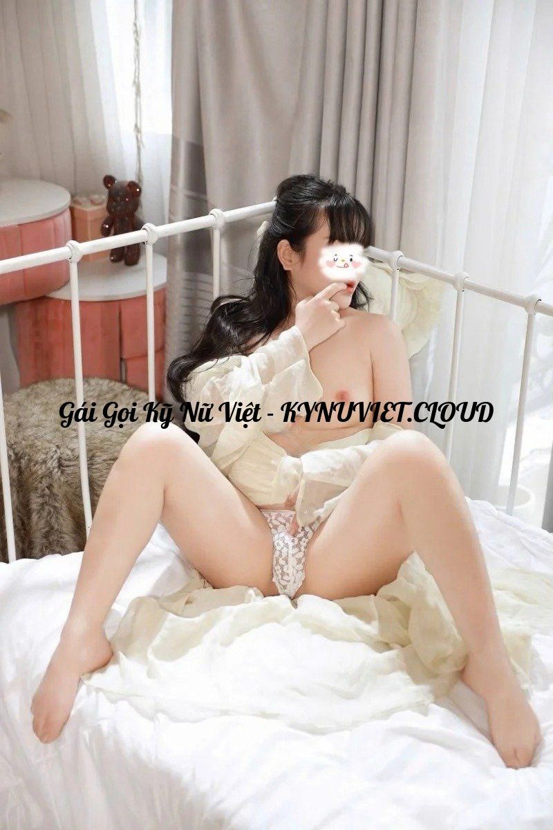 gaigu8 - 1782877347 – Đã sửa.jpg