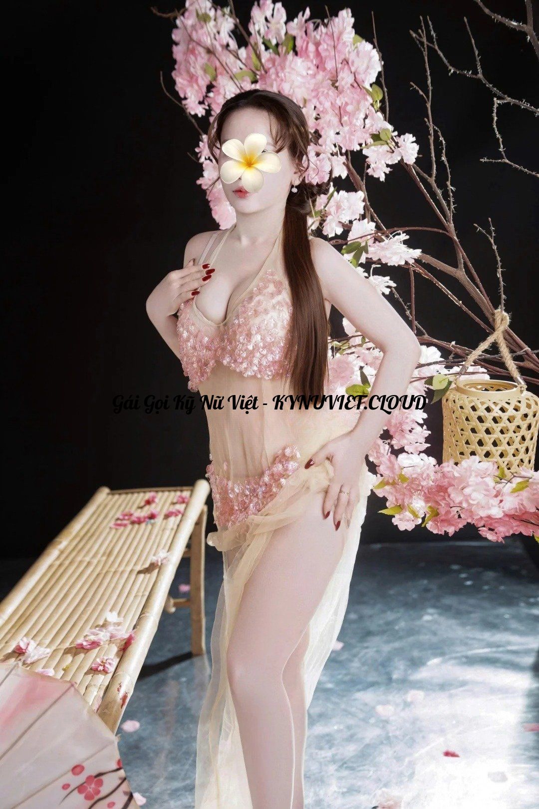 gaigu8 - 1786704986 – Đã sửa.jpg