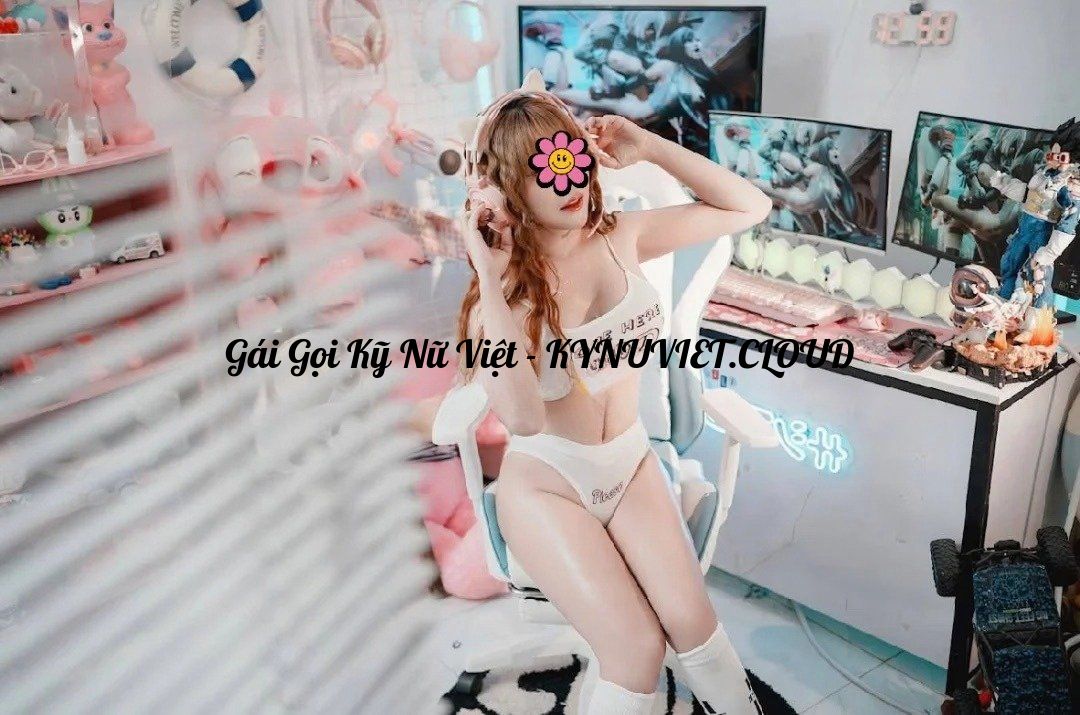 gaigu8 - 1787379207 – Đã sửa.jpg